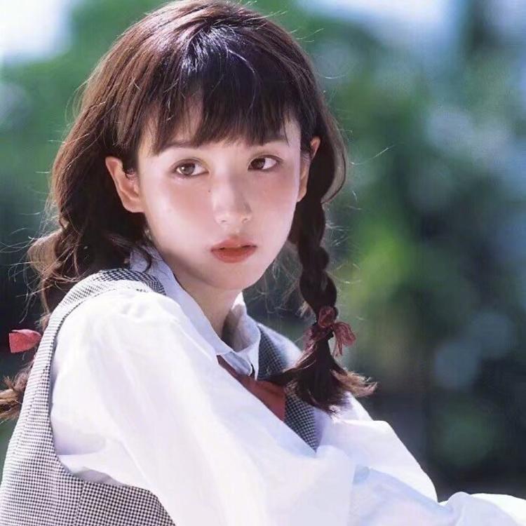 四乃森苍紫（身份：御庭番众前任首领、“天才忍者”） - 爱情电影1080P在线观看 - APP直播